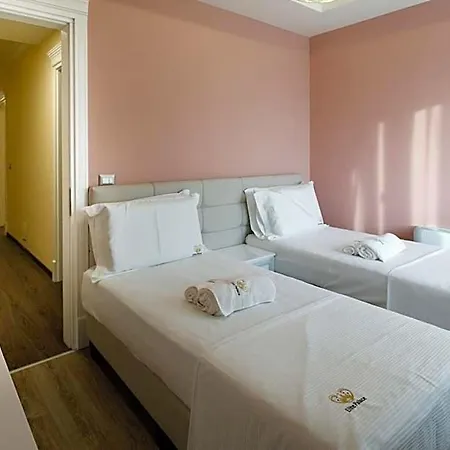 Elite Palace Hotel 3*